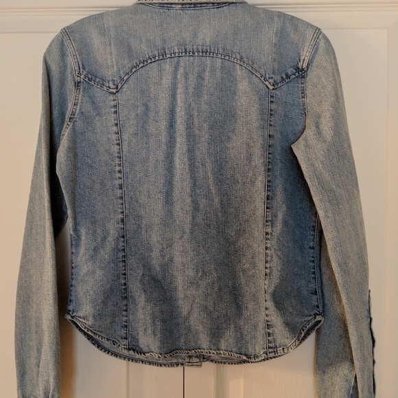 💙Vintage LEVI's Denim Shirt💙 - Picture 2 of 9